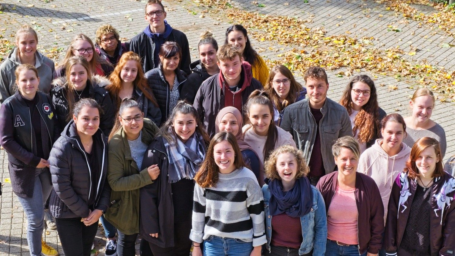 Gruppenbild Schüler und Schülerinnen der Albert-Schweitzer-Schweitzer Schule Villingen-Schwenningen